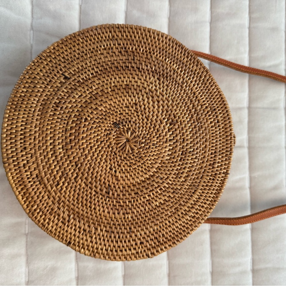Street Level Brown and White Woven Crossbody *New ✨ - Picture 5 of 8